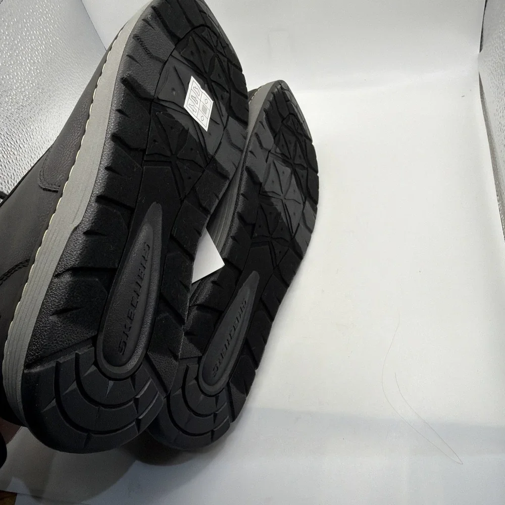 Skechers‎ hands-free swift Fit men's Slip On Black No Bending Shoe. Size 9 New